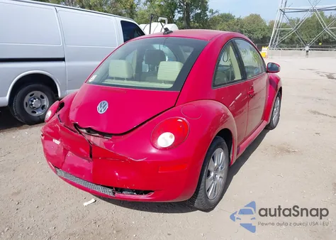 2009 Volkswagen New Beetle 2.5L из США, поврежденный, VIN 3VWRW31C59M514708